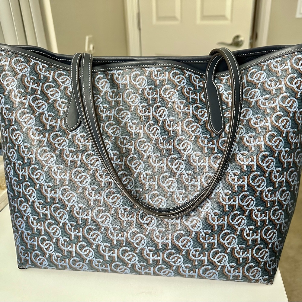 Coach monogram tote bag.
